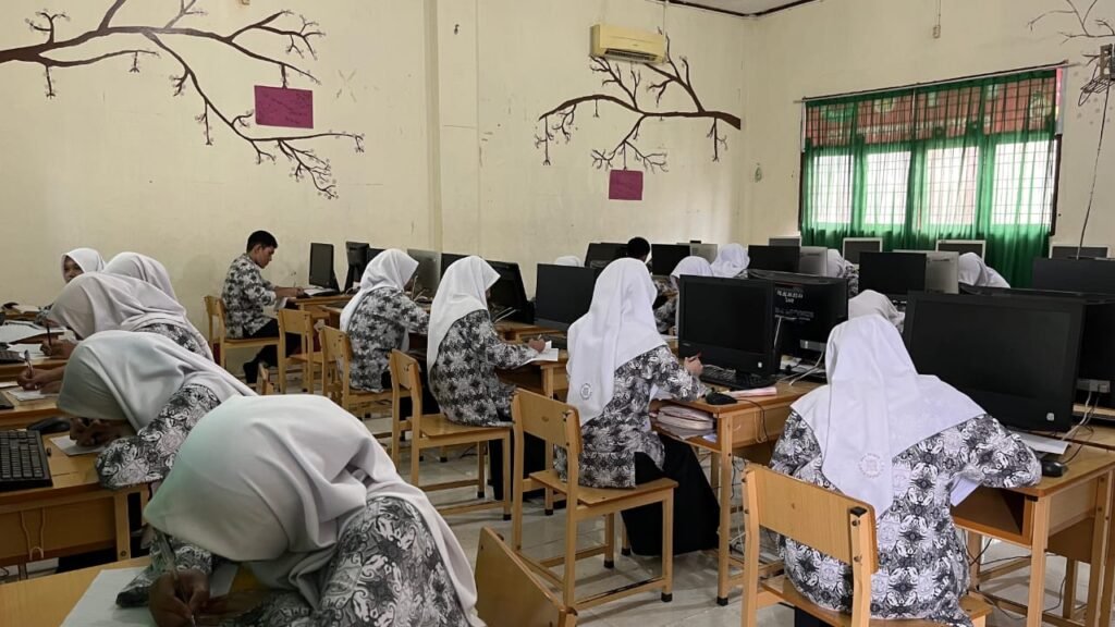 Dari Puisi hingga Cerpen, SMAN 1 Lhokseumawe Gelar Pentas Sastra  Smansa ( PENSA)